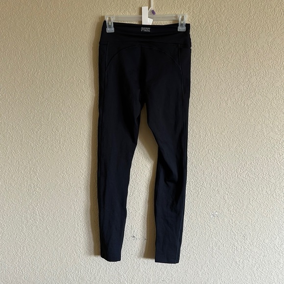 NWT Victoria’s Secret Pink Fleece Lined Leggings Size Small - Picture 1 of 4